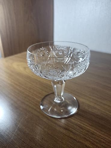 qedimi kasa: Qədəhlər, Şüşə, 1 əd, Çexiya — 3