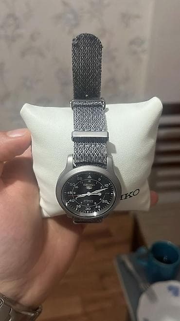 bil: Seiko 5 avtomatik qol saatı – klassik “field watch” üslubu — 4
