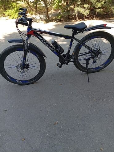 купить горный велосипед недорого: Perlas markalı, qara rəngli dağ velosipedi. Bu velosiped disk — 1