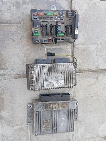 Avtomobil üçün elektron idarəetmə modulları və sığorta-bloku Məhsul