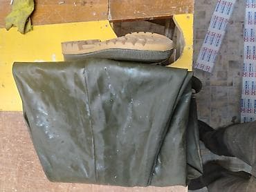 ağ rezin çəkmələr: Balıqçı relyaları (boğaza qədər), inteqrə edilmiş rezin çəkmələrlə - — 1