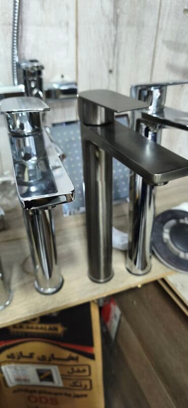 Truba: Mətbəx və ya vanna otağı üçün yüksək keyfiyyətli qarışdırıcı kran - — 1