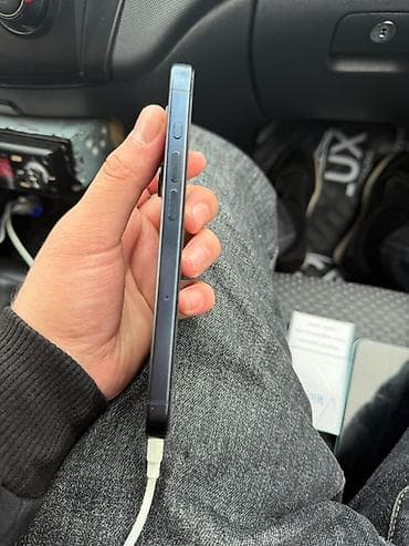 modem 4 antenli: IPhone 15 Pro, 256 GB, Black Titanium, Face ID — 5