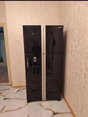 İşlənmiş 4 qapılı Hitachi Soyuducu Satılır, rəng - Qara, Dispenserli