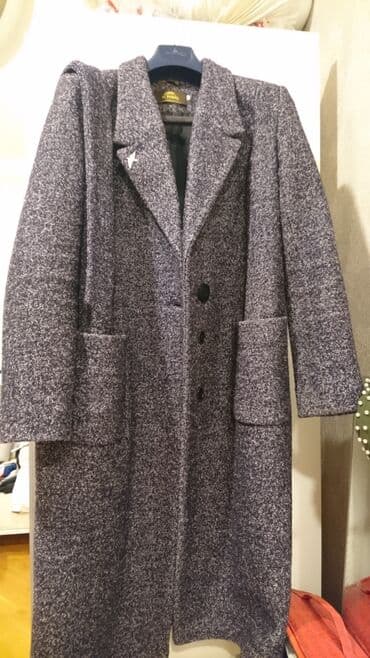 Gadin ucun geyim, palto yun 60% Sankt- Peterburgdan alinib m