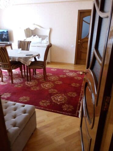 sabuncuda satılıq evler: Bakı, 3 otaqlı, Köhnə tikili, m. Nəriman Nərimanov, 90 kv. m — 3