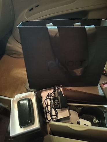 xari bulbul klon: 5 gün işlədilib, üstündə adapteri ve cantasiyla birgə satılır. Plonq — 3