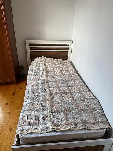 young adamex: Carpayi ve dolab 100 azn Carpayinin matrasi ve bazasi var 🏡Xirdalan — 2