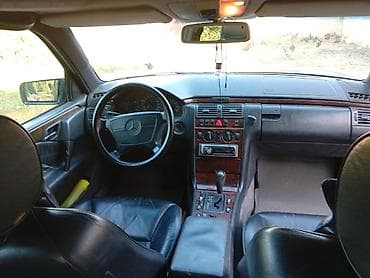 bmw e39 radiator: Mercedes-Benz E 230: 2.3 l | 1997 il Sedan — 3