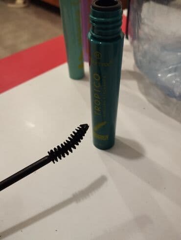 Təbii saçlar, pariklər: Kipriklər üçün tuş, Flormar, Yeni, Ünvandan götürmə, Pulsuz çatdırılma, Ödənişli çatdırılma — 2