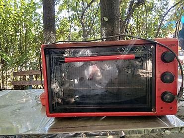 Elektroqaz mini elektrik sobası - Rəng: qırmızı-qara korpus, şüşə