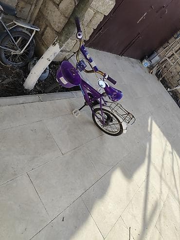 Uşaq geyimi və ayaqqabıları: Uşaq velosipedləri paketi Nevelerim xarice getdiyi ucun satiram Her — 9