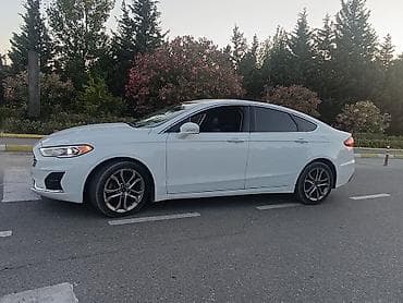 gen: Ford Fusion: 1.5 l | 2018 il 260000 km Sedan — 2