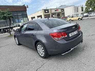 opel astra g: Chevrolet Cruze: 1.6 l | 2012 il 214000 km Sedan — 3