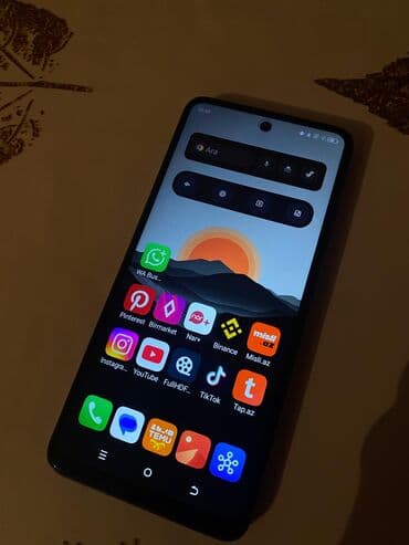 hoco power bank: Tecno Spark Go 2024, 128 GB, rəng - Qara, İki sim kartlı — 2