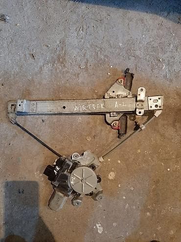 Mitsubishi Airtrek üçün orjinal üstdən çıxma qapı trosları var başqa