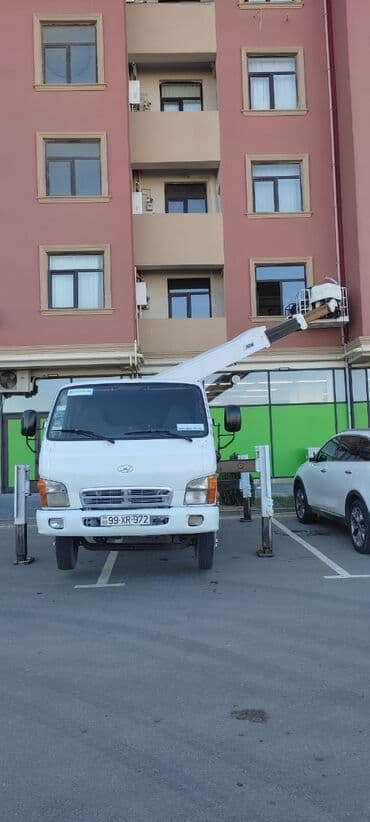 kənd təsərrufatı texnikalarının satışı: Avto sebet. tok sistem. üst matoru da var. kenardan idare etme pultu — 4