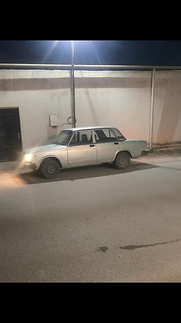 elektromobil satilir: VAZ 2107 sedan - Kuzov: 4 qapılı, gümüşü rəng - Mühərrik: benzin — 7