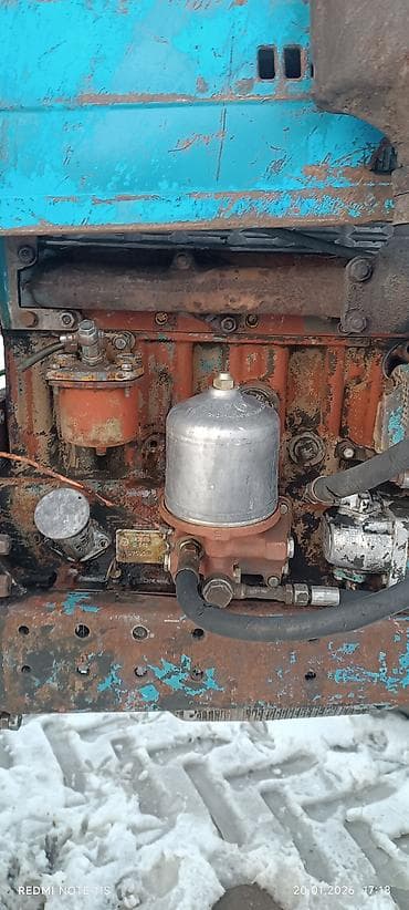 masın satışı: Traktor MTZ (Belarus) tipli, dörd təkərli, kabinalı. Texniki — 8