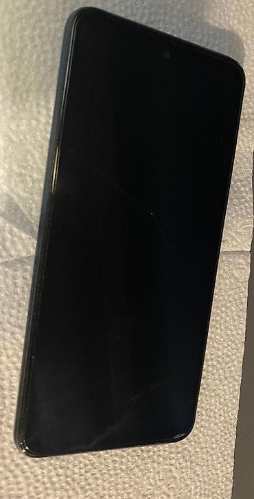 telefun: “Telefonumu satıram. 2-ci əldir, çox səliqəli istifadə olunub. Heç bir — 1