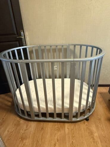 Oğlan və qız üçün, Yumru, Beşik, Matras ilə, Yellənmə mexanizm ilə