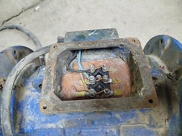 matorlu araba: Sənaye tipli elektrik mühərriki – OMB S.r.l. (Italy) Motovibratori — 2