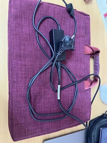 ucuz notebook: HP Pavilion laptop satılır Intel Core i3 11-ci nəsil prosessor 8 GB — 5