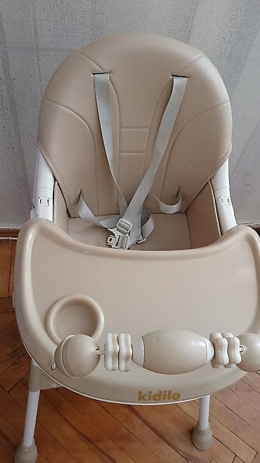 Kidilo usaq unisex yemek masasi cox seliqeli islenib sekilde gorunduyu — 2