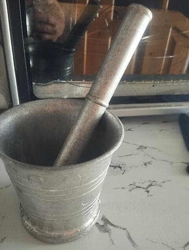 bitki: Sarımsaq döyən qədimidi - Material: bərk metal (ağ/boz ərinti), ağır — 1