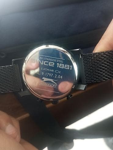 Qol saatı, rəng - Qara