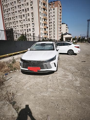 baki crossover: BYD Destroyer 05: 1.5 l | 2025 il 50000 km Sedan — 1