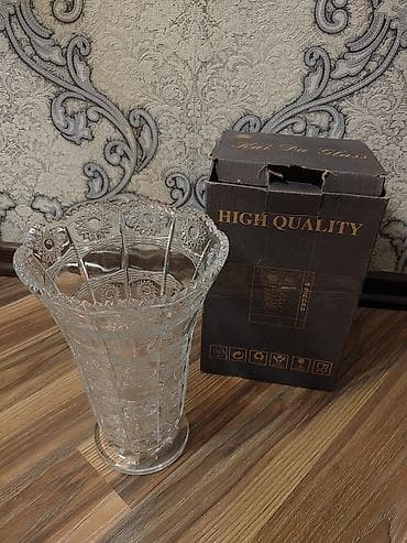 Vaza dəsti, Bogem şüşəsi lalafo.az -da Vaza dəsti, Bogem şüşəsi