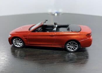 dəmir maşın: 5 əd - 80 azn✅ Oyuncaq dəmir kolleksiya maşınlar Uzunluğu - 11 sm Eni — 8