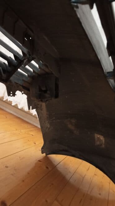 задний бампер мерседес: 1 yerində qırıq var salaskanin 1 üstündə verilir. Vacap aktivdir — 6