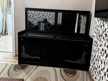 Кухонные гарнитуры: С зеркалом — 2