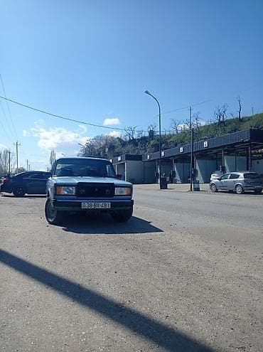 VAZ (LADA) 2107: 1.5 l | 2003 il 100 km Sedan