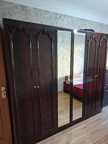 berde ev: 🏠 İcarəyə verilir – 2 otaqlı köhnə tikili, 50 m² 📍 İnşaatçılar — 3
