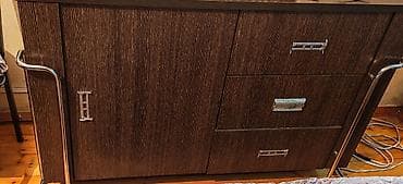 taxt pakrivali: 2 qapılı, Güzgülü, Qəhvəyi, Taxta, Kupe, Düz dolab — 4