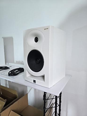 Книги и журналы: Kali Audio LP-6 White V2 – 6 düym peşəkar studiya monitoru (2-ci — 3