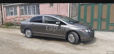 bmw satilir: Honda Civic: 1.3 l | 2007 il Sedan — 5