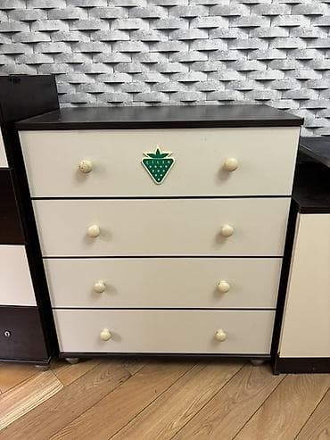 saloglu mebel: Oğlan və qız üçün, Təknəfərlik çarpayı — 9