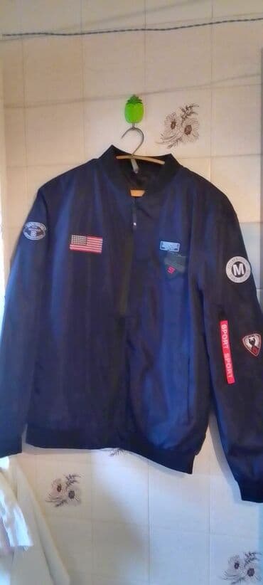 su keçirməyən kişi gödəkçəsi: Saytdan Alınıb 30₼ Təzədi Kişi bomber üslublu yüngül gödəkçə - Rəng — 2