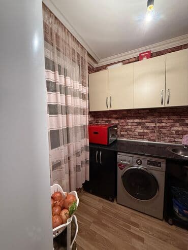 yeni gunəşlidə 1 otaqlı evlər: Sumqayıt, 2 otaqlı, Köhnə tikili, 50 kv. m — 1