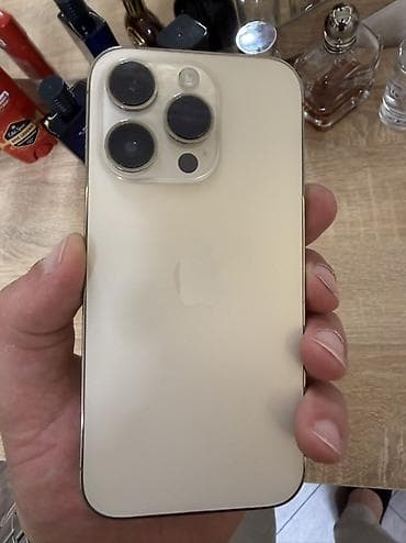 iphone 7 plus 32 gb: IPhone 14 Pro, 256 GB, Qızılı, Face ID — 3