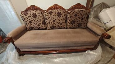 саженцы орехов: Диван, Б/у, Нераскладной, Без подьемного механизма, Нет доставки — 1