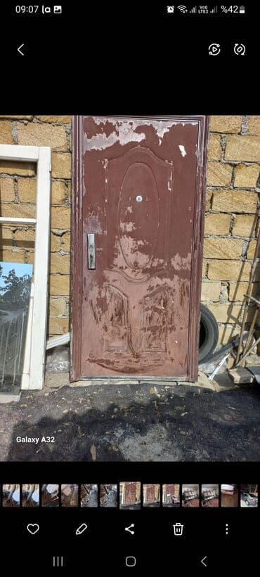 Çəngəllər: Otaq qapıları — 1