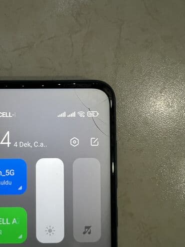 телефон fly nimbus 9: Xiaomi Mi 9, 64 ГБ, цвет - Синий, 
 Отпечаток пальца, Две SIM карты, Face ID — 2