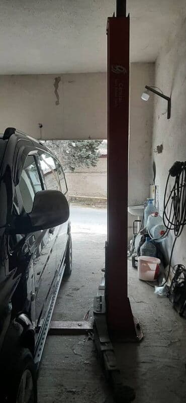 qarayev obyekt: Həzi Aslanovda Naxcivanskiy liceyə yaxin 8kv sahəsi olan obyekt — 1