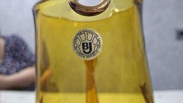 açar nabor: 2 ferqli 6 eded stekanli qrafin desti. her iki dest yenidir. Qrafin — 9