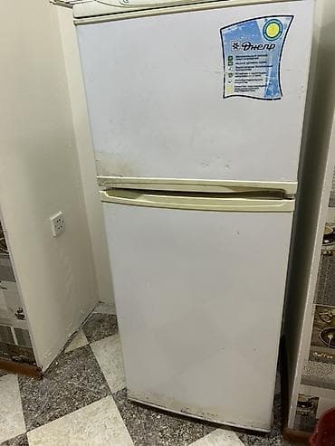 2 qapılı Dnepr Soyuducu Satılır, rəng - Ağ